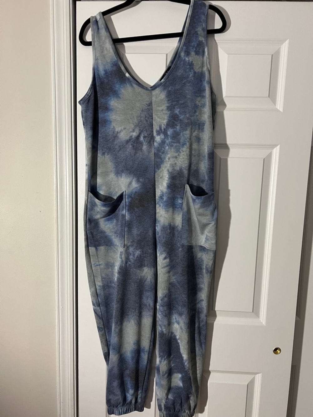 Blue Tie-Dye V-Neck Sleeveless Jumpsuit with Pockets